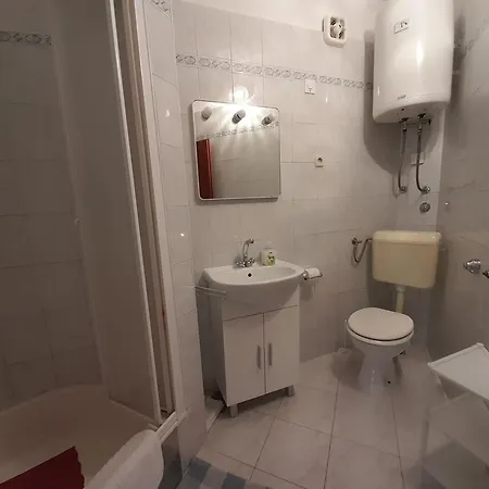 Apartments By The Sea Mirca, Brac - 2886 Mirce