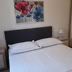 Apartments By The Sea Mirca, Brac - 2886 Apartment Mirca (Brac)